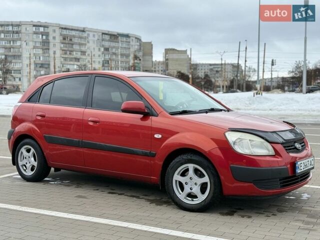 Красный Киа Рио, объемом двигателя 1.4 л и пробегом 153 тыс. км за 6499 $, фото 3 на Automoto.ua
