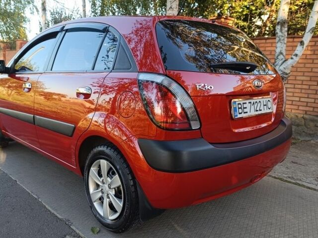 Красный Киа Рио, объемом двигателя 1.4 л и пробегом 161 тыс. км за 5774 $, фото 19 на Automoto.ua