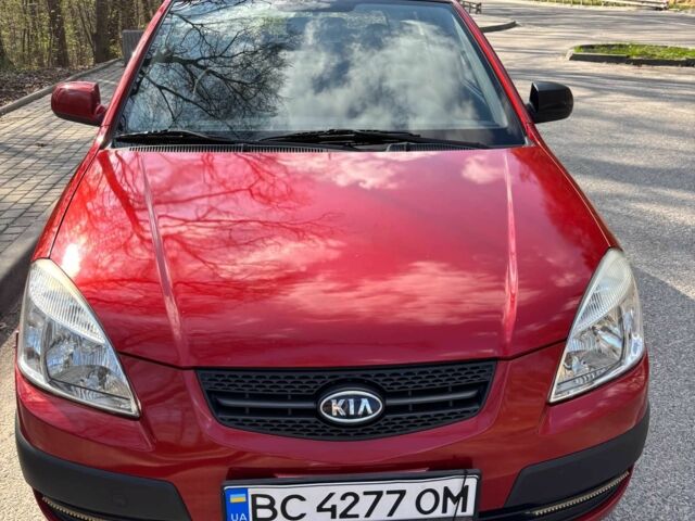 Красный Киа Рио, объемом двигателя 1.4 л и пробегом 122 тыс. км за 6100 $, фото 4 на Automoto.ua