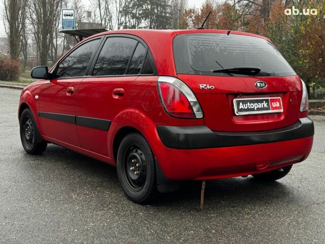 Красный Киа Рио, объемом двигателя 1.4 л и пробегом 189 тыс. км за 6490 $, фото 16 на Automoto.ua