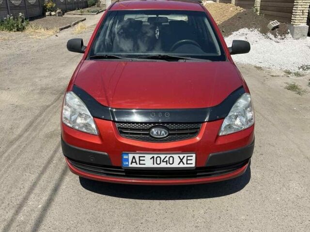 Красный Киа Рио, объемом двигателя 1.4 л и пробегом 205 тыс. км за 4499 $, фото 6 на Automoto.ua