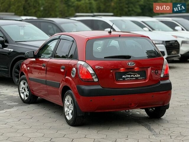 Красный Киа Рио, объемом двигателя 1.4 л и пробегом 178 тыс. км за 4500 $, фото 33 на Automoto.ua