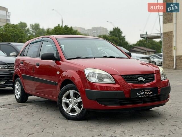 Красный Киа Рио, объемом двигателя 1.4 л и пробегом 178 тыс. км за 4500 $, фото 15 на Automoto.ua