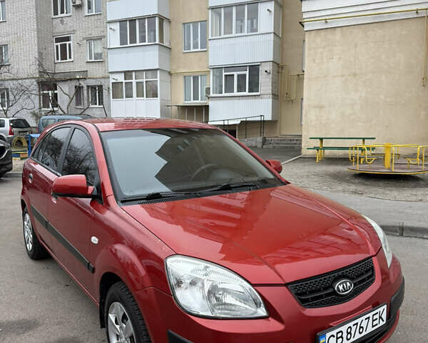 Красный Киа Рио, объемом двигателя 1.4 л и пробегом 288 тыс. км за 4700 $, фото 3 на Automoto.ua