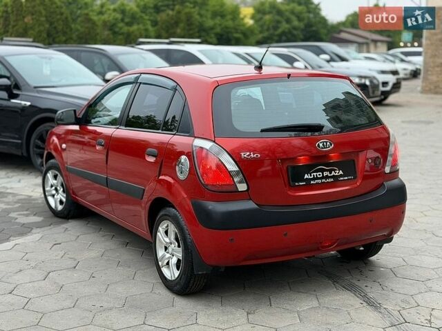 Красный Киа Рио, объемом двигателя 1.4 л и пробегом 178 тыс. км за 4500 $, фото 29 на Automoto.ua