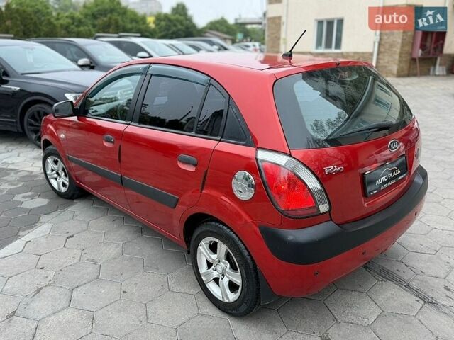 Красный Киа Рио, объемом двигателя 1.4 л и пробегом 178 тыс. км за 4500 $, фото 27 на Automoto.ua
