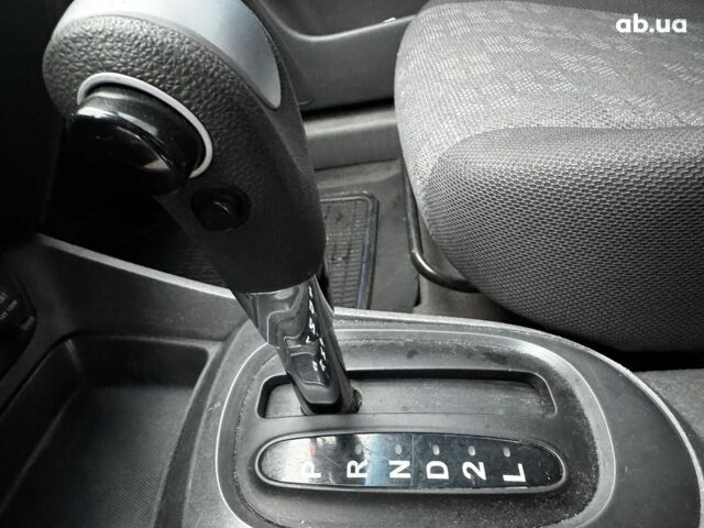 Красный Киа Рио, объемом двигателя 1.4 л и пробегом 189 тыс. км за 6490 $, фото 32 на Automoto.ua