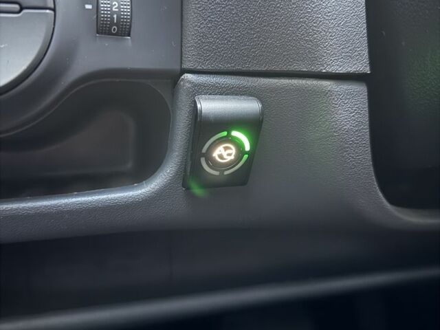 Красный Киа Рио, объемом двигателя 1.4 л и пробегом 288 тыс. км за 4700 $, фото 22 на Automoto.ua