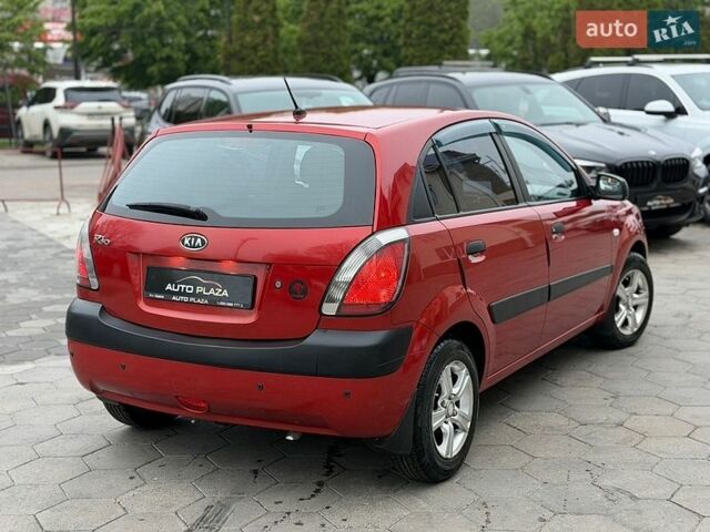 Красный Киа Рио, объемом двигателя 1.4 л и пробегом 178 тыс. км за 4500 $, фото 20 на Automoto.ua