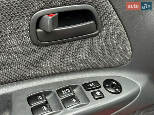 Красный Киа Рио, объемом двигателя 1.4 л и пробегом 189 тыс. км за 6490 $, фото 26 на Automoto.ua