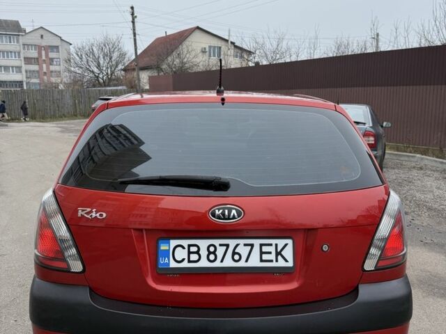 Красный Киа Рио, объемом двигателя 1.4 л и пробегом 288 тыс. км за 4700 $, фото 5 на Automoto.ua