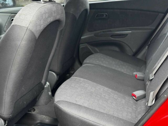 Красный Киа Рио, объемом двигателя 1.4 л и пробегом 189 тыс. км за 6490 $, фото 21 на Automoto.ua