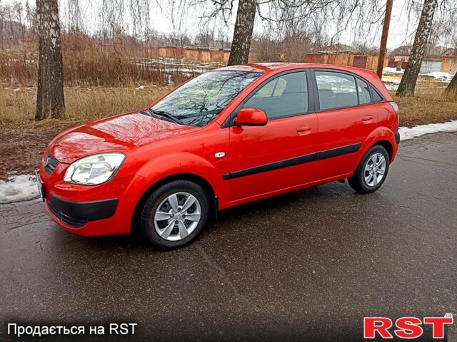 Червоний Кіа Ріо, об'ємом двигуна 1.4 л та пробігом 20200 тис. км за 3999 $, фото 12 на Automoto.ua