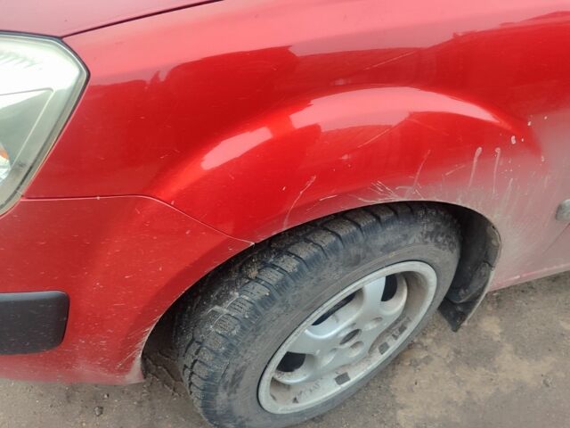 Красный Киа Рио, объемом двигателя 1.4 л и пробегом 218 тыс. км за 4200 $, фото 2 на Automoto.ua