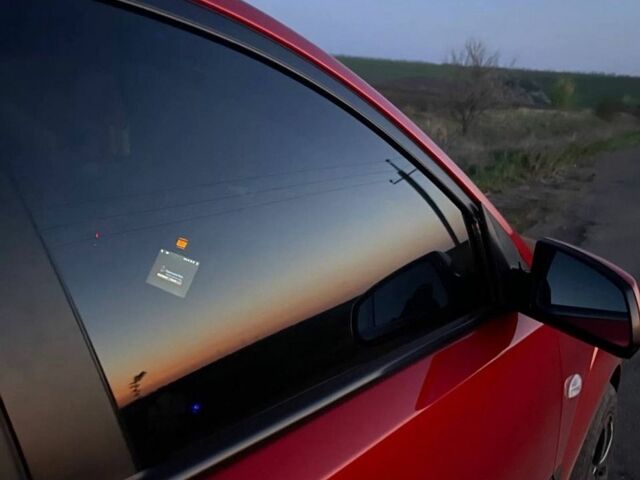 Красный Киа Рио, объемом двигателя 1.4 л и пробегом 281 тыс. км за 4750 $, фото 6 на Automoto.ua