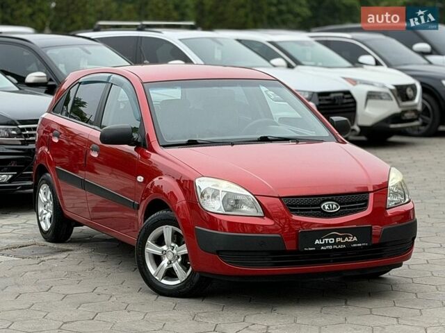 Красный Киа Рио, объемом двигателя 1.4 л и пробегом 178 тыс. км за 4500 $, фото 18 на Automoto.ua