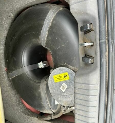 Красный Киа Рио, объемом двигателя 1.4 л и пробегом 230 тыс. км за 3900 $, фото 16 на Automoto.ua