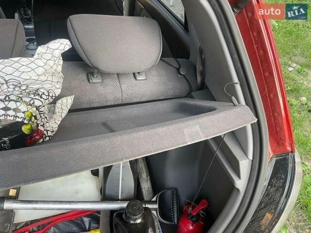 Красный Киа Рио, объемом двигателя 0 л и пробегом 37 тыс. км за 2450 $, фото 20 на Automoto.ua