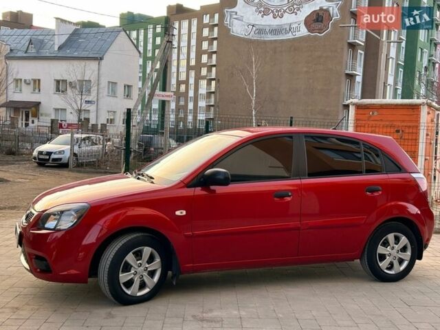 Красный Киа Рио, объемом двигателя 1.4 л и пробегом 120 тыс. км за 5450 $, фото 35 на Automoto.ua