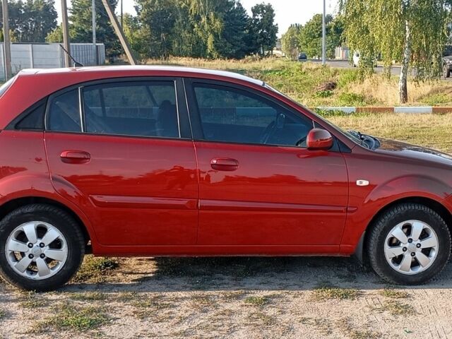 Красный Киа Рио, объемом двигателя 1.4 л и пробегом 213 тыс. км за 6000 $, фото 20 на Automoto.ua