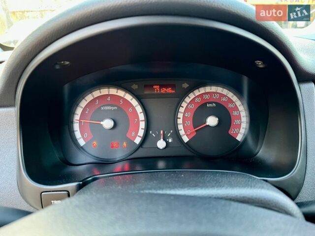 Червоний Кіа Ріо, об'ємом двигуна 1.4 л та пробігом 171 тис. км за 5700 $, фото 10 на Automoto.ua