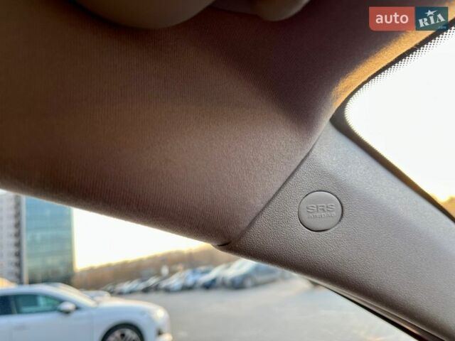 Червоний Кіа Ріо, об'ємом двигуна 1.4 л та пробігом 171 тис. км за 5700 $, фото 16 на Automoto.ua