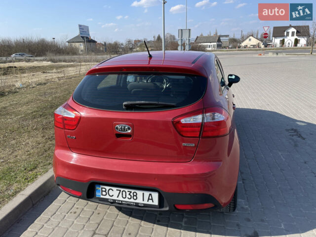 Червоний Кіа Ріо, об'ємом двигуна 1.4 л та пробігом 209 тис. км за 5800 $, фото 4 на Automoto.ua