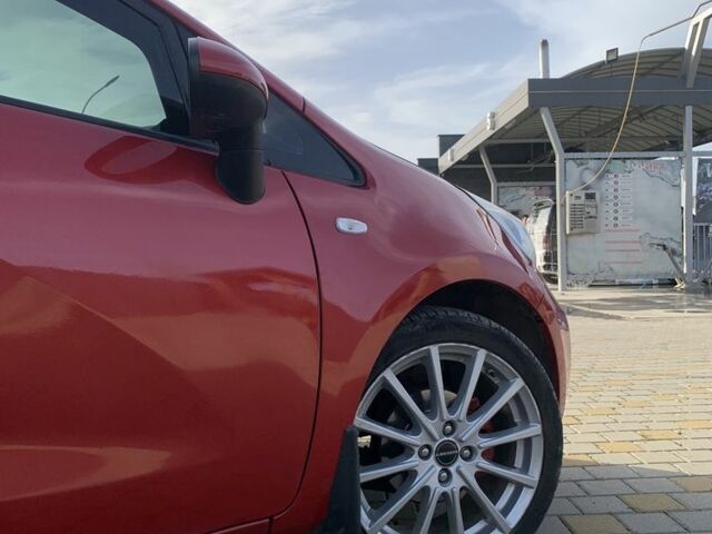 Красный Киа Рио, объемом двигателя 1.2 л и пробегом 260 тыс. км за 6500 $, фото 5 на Automoto.ua
