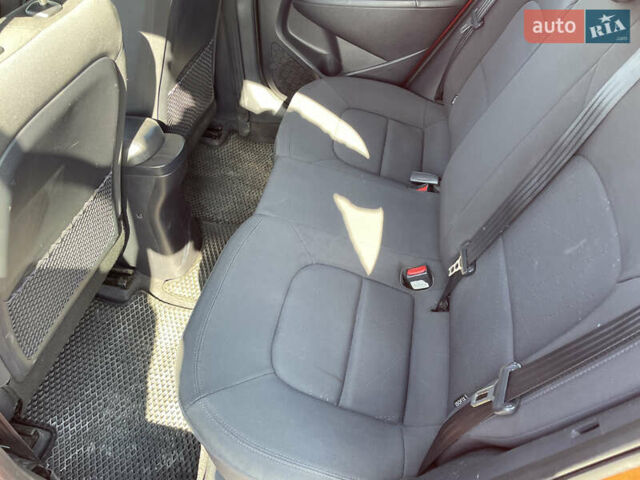 Красный Киа Рио, объемом двигателя 1.4 л и пробегом 209 тыс. км за 6200 $, фото 7 на Automoto.ua