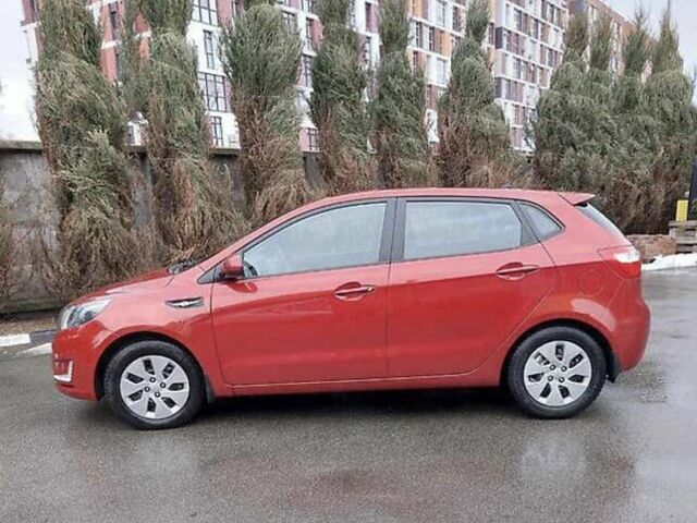 Красный Киа Рио, объемом двигателя 1.4 л и пробегом 181 тыс. км за 6800 $, фото 4 на Automoto.ua