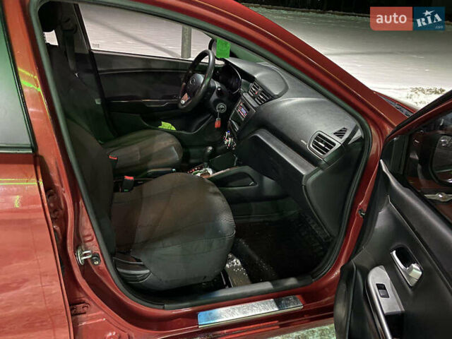 Червоний Кіа Ріо, об'ємом двигуна 1.4 л та пробігом 163 тис. км за 5600 $, фото 17 на Automoto.ua