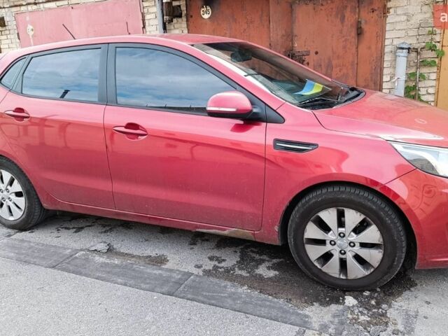 Червоний Кіа Ріо, об'ємом двигуна 1.59 л та пробігом 272 тис. км за 5800 $, фото 5 на Automoto.ua