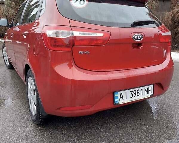 Красный Киа Рио, объемом двигателя 1.4 л и пробегом 181 тыс. км за 6800 $, фото 1 на Automoto.ua