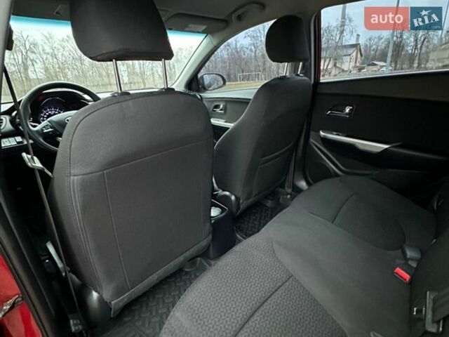 Червоний Кіа Ріо, об'ємом двигуна 1.59 л та пробігом 137 тис. км за 7500 $, фото 29 на Automoto.ua