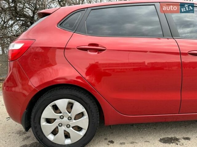 Червоний Кіа Ріо, об'ємом двигуна 1.59 л та пробігом 137 тис. км за 7500 $, фото 14 на Automoto.ua