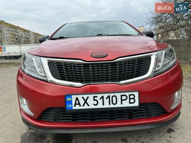 Червоний Кіа Ріо, об'ємом двигуна 1.59 л та пробігом 137 тис. км за 7500 $, фото 2 на Automoto.ua