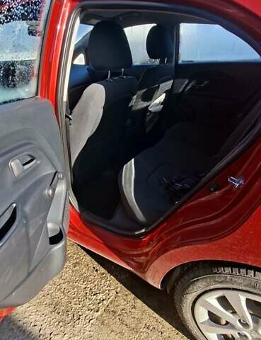 Червоний Кіа Ріо, об'ємом двигуна 1.4 л та пробігом 104 тис. км за 9500 $, фото 10 на Automoto.ua