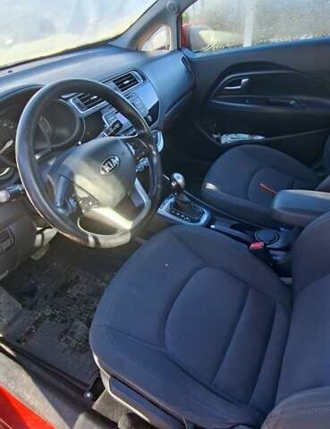 Червоний Кіа Ріо, об'ємом двигуна 1.4 л та пробігом 104 тис. км за 9500 $, фото 15 на Automoto.ua