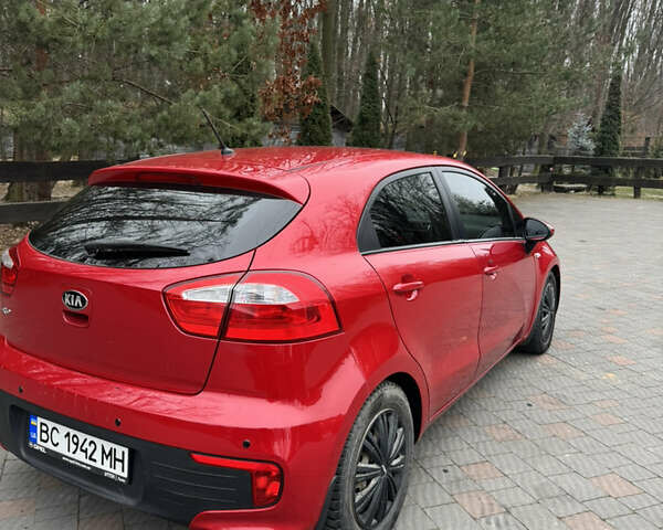 Красный Киа Рио, объемом двигателя 1.4 л и пробегом 100 тыс. км за 7700 $, фото 6 на Automoto.ua
