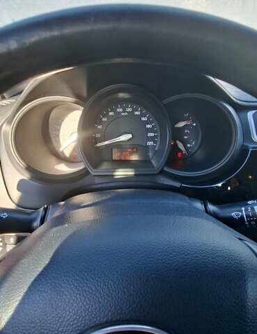 Червоний Кіа Ріо, об'ємом двигуна 1.4 л та пробігом 104 тис. км за 9500 $, фото 13 на Automoto.ua