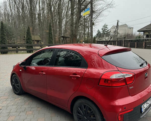 Красный Киа Рио, объемом двигателя 1.4 л и пробегом 100 тыс. км за 7700 $, фото 4 на Automoto.ua