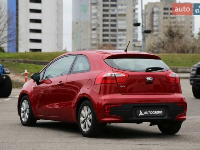 Красный Киа Рио, объемом двигателя 1.4 л и пробегом 77 тыс. км за 12000 $, фото 5 на Automoto.ua
