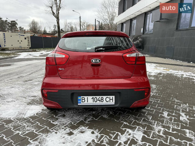 Червоний Кіа Ріо, об'ємом двигуна 1.4 л та пробігом 77 тис. км за 9900 $, фото 4 на Automoto.ua