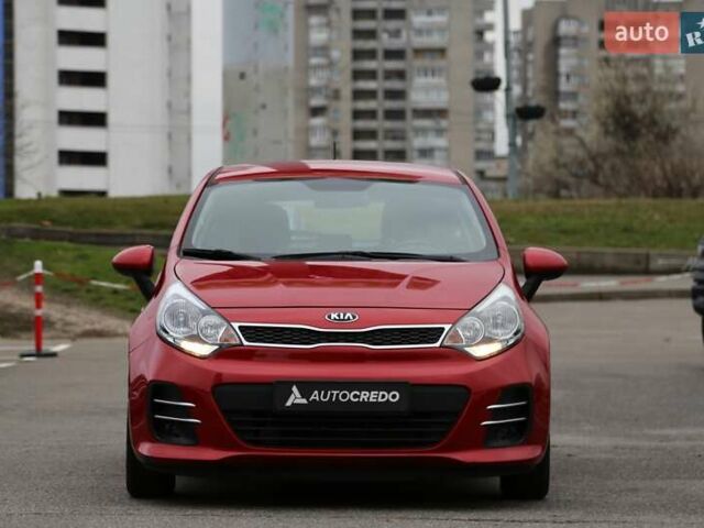 Красный Киа Рио, объемом двигателя 1.4 л и пробегом 77 тыс. км за 12000 $, фото 1 на Automoto.ua
