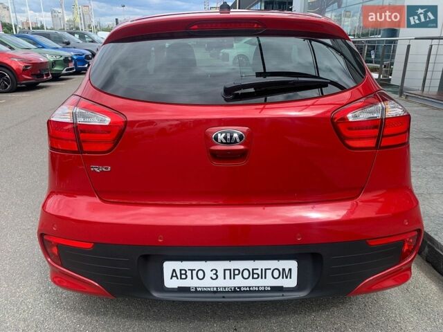 Красный Киа Рио, объемом двигателя 1.4 л и пробегом 64 тыс. км за 11872 $, фото 5 на Automoto.ua