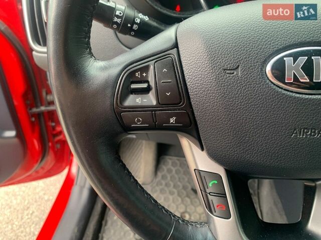Красный Киа Рио, объемом двигателя 1.4 л и пробегом 64 тыс. км за 11872 $, фото 22 на Automoto.ua