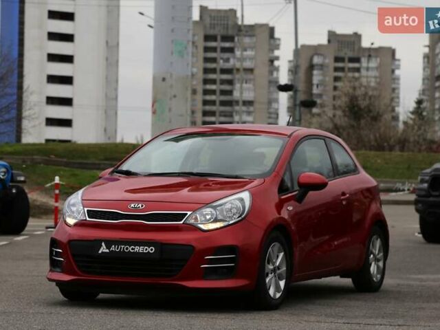 Красный Киа Рио, объемом двигателя 1.4 л и пробегом 77 тыс. км за 12000 $, фото 2 на Automoto.ua