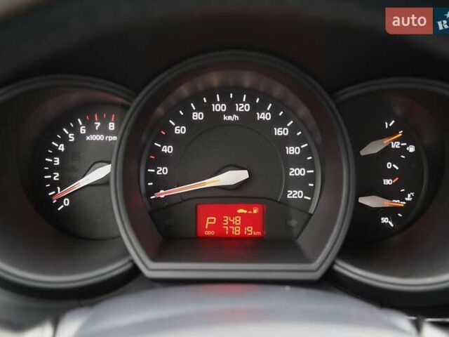 Красный Киа Рио, объемом двигателя 1.4 л и пробегом 77 тыс. км за 12000 $, фото 12 на Automoto.ua