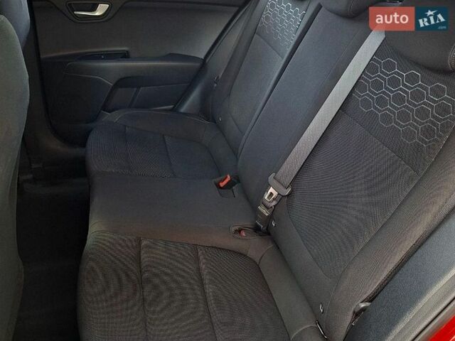 Красный Киа Рио, объемом двигателя 1.4 л и пробегом 24 тыс. км за 12400 $, фото 14 на Automoto.ua