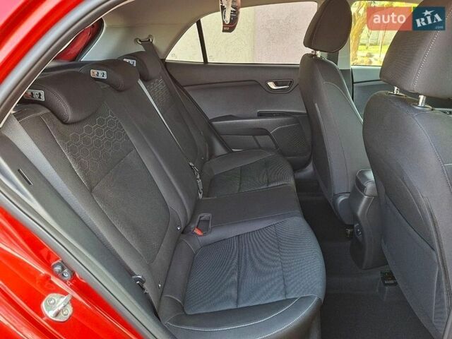 Красный Киа Рио, объемом двигателя 1.4 л и пробегом 24 тыс. км за 12400 $, фото 13 на Automoto.ua